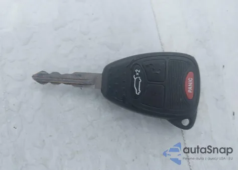 2014 Chrysler 200 Lx z USA, uszkodzony, nr VIN 1C3CCBAB4EN231563